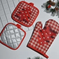 Christmas red gingham oven mitt and pot holder set with 3D felt tree decorations - Red Tree