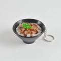 Miniatur Japanische Rindfleisch-Reisschale Schlüsselanhänger mit realistischen Details - Herzhafte Rindfleisch-Reisschüssel