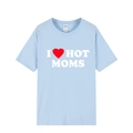 T-shirt bleu clair col rond avec imprimé I Love Hot Moms et motif cœur rouge - XS / Haut (Imprimé I Love Hot Moms) / Bleu clair