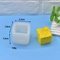 Square silicone mold for DIY soap and candles with 108g weight and 6.2cm dimensions - US 5