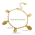 Detail view of conch shell charm bracelet with 16+5cm size and dimension markers - Gold Bracelet