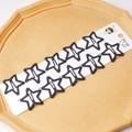 Lot de 10 barrettes étoiles noir mat sur carte présentoir et plateau bois - 4.2cm Émail noir mat (10 pièces/carte)