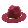 Dettaglio cappello fedora bordeaux con fascia etnica di perline e feltro di lana - Borgogna