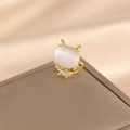 Golden cat brooch with white opal and bow tie detail for clothing decoration - Fashion Cat's Eye Kitten