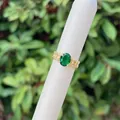 Bague chaîne ajustable plaquée or 18K avec zircon vert ovale et diamants - Style 3 (Zircon vert ovale torsadé)