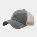 Detalle del algodón lavado vintage y la malla transpirable en una gorra retro - Ajustable / Gris