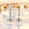 Orecchini pendenti Occhio del Male in argento con pietra nera e zirconi pavé - Oro Bianco