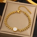 Close-up of gold clover bracelet with mother of pearl inlay and S.STEEL engraved tag - Gold Clover MOP Linked Chain (JX716-圆形)