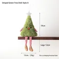 Grüne Plüsch Weihnachtsbaumpuppe mit gestreiften Beinen auf einem Holzregal sitzend - Stil A (19 cm hängendes Dekor mit Beinen)