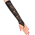 Detail von schwarzen langen Spitzenhandschuhen mit Fingerschlaufe und floralem Netzmuster - Basis-Spitzenstil / Schwarz