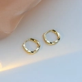 Eleganti orecchini a cerchio Mobius in oro S925 con design a spirale ritorta minimalista - Oro