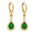 Orecchini a goccia dorati con zircone verde smeraldo a pera e micro pavé di lusso - Verde