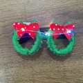 Sparkling green Christmas wreath LED glasses with festive red polka dot bows decor - Luminous Wreath / One Size