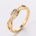 Anillo de corazón dorado con banda de ondas y cristales micropavé brillantes - Talla 6 / Dorado
