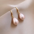 Boucles d'oreilles dorées avec perles synthétiques roses sur fond de soie beige - 30# Crochet d'oreille Or Rose
