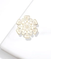 Eleganter Emaille-Schneeflocken-Anstecker in Gold und Weiß für weihnachtliche Rucksäcke - Schneeflocken-Stil (YNCP5351)