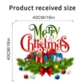 Detail van de Merry Christmas muursticker met afmetingen van 40 cm bij 16 inch op witte achtergrond - 40*40cm