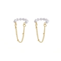 Earcuff chapado en oro con perlas blancas y delicadas borlas de cadena estilo minimalista - Dorado