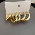 Poliertes goldenes Ohrring-Set mit klobigen Creolen und Herzformen auf Display-Karte - 6-teiliges Set (Einschließlich Runder/Herz/Geometrischer Stile) / Gold