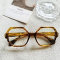 Lunettes de soleil polygonales avec monture classique en écaille de tortue brune - Rayé jaune Verre blanc