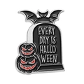 Broche de Halloween de esmalte con lápida y calabazas con texto decorativo - Lápida de Halloween