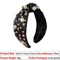Detail of black knotted headband with white pearls and rhinestones 16x13x5.5cm - Black Artificial Pearl Rhinestone Headband