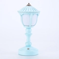 Lampada da comodino LED retrò azzurra con pomello dorato e pulsante di accensione - Blu