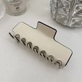 Pince à cheveux en acétate blanc crème avec bord noir pour coiffures élégantes - Style de Pince Carrée / Blanc Cassé