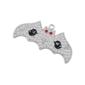 Détails d'un pendentif chauve-souris argenté avec zircone et motifs de fantômes - Argent Zircone Blanc Yeux Rouges Fantôme Noir Chauve-souris