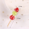 Mini fermaglio per capelli con frutta candita rossa e verde e dettagli di sesamo - 7.5cm Tanghulu Verde e Rosso con Sesamo