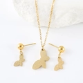 Conjunto de collar y pendientes de mariposa esmerilada en acero inoxidable dorado - Dorado