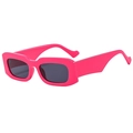 Occhiali da sole retrò rettangolari rosa con lenti grigio scuro in stile trendy Y2K - Montatura Rosa Rossa Lenti Grigie
