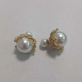 Gold plated pearl stud earrings with crown setting and micro-inlaid diamonds - Gold (Alloy Version + White Pearl)