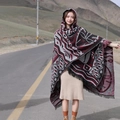 Poncho ethnique à capuche avec motifs géométriques et franges rouges pour voyage - LM266 Style Africain - Rouge Vin