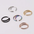 Dettaglio di anelli per naso a doppio strato in argento oro oro rosa nero e arcobaleno - Mezzaluna / Argento