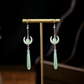 Vintage Perlenohrringe im neuen chinesischen Stil mit weißem Mond und grüner Jade - E4406/Weißer Halbmond