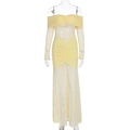 Dettaglio del ricamo in pizzo e del design arricciato su questo abito con spalle scoperte - S / Giallo