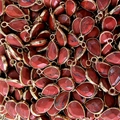 Handgefertigte rote Naturstein-Tropfenanhänger mit vergoldetem Rand für DIY-Schmuckherstellung - 8*12mm Doppelseitiger Schnitt / Roter Stein-Goldrand