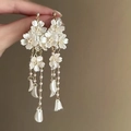 Detail of floral chiffon tassel earrings with creamy pearls and golden flower cluster - Gold Flower Pearl Tassel (6#)
