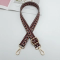 Detalle de correa de bolso ajustable de estilo étnico con hebilla de metal dorado - Beige Café Naranja + Gancho Dorado