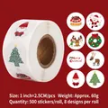 Rouleau de 500 autocollants de Noël avec 8 motifs de Père Noël et de rennes - Illustration de Noël Colorée (B1-072ASD)
