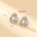 Orecchini a lobo a forma di cuore argentato con pavé di zirconi scintillanti - Stile Geometrico Intrecciato d'Argento