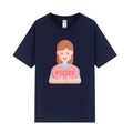 T-shirt bleu marine en coton pour la fête des mères avec femme et cœur rose MOM - XS / Haut avec fille de dessin animé serrant un cœur / Bleu marine
