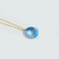 Golden O-chain necklace featuring a blue gradient enamel round balloon pendant - Letter O
