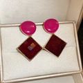 Elegant geometric earrings with red stones and gold frame on beige leather background - 50# Silver Needle-Gold Red Pink Geometric Gem (HE24769)