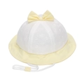 Detail eines Baby-Sonnenhuts mit floraler Stickerei und gelber Schleifendekoration - 50-52CM / Gelb