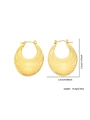 Detail view of gold U-shaped earrings showing dimensions and radial texture details - Zjge0181