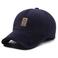 Gorra de béisbol azul oscuro de punto gofrado con parche deportivo de cuero para hombre - Ajustable / Azul marino