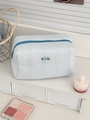 Borsa trucco in maglia azzurra con dettaglio rosa e motivo a rombi traforati - Borsa Ottagonale Rosa Piccola / Blu
