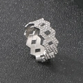 Anillo hip hop plateado para hombre con diseño de cadena y circonitas micro pavé - US 8 / Color Acero (KR111671-MZOZ)